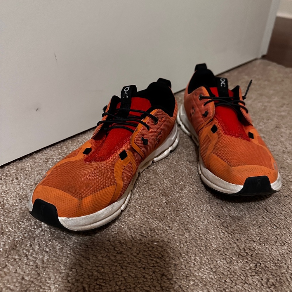 On Running Men's Orange Running Shoes